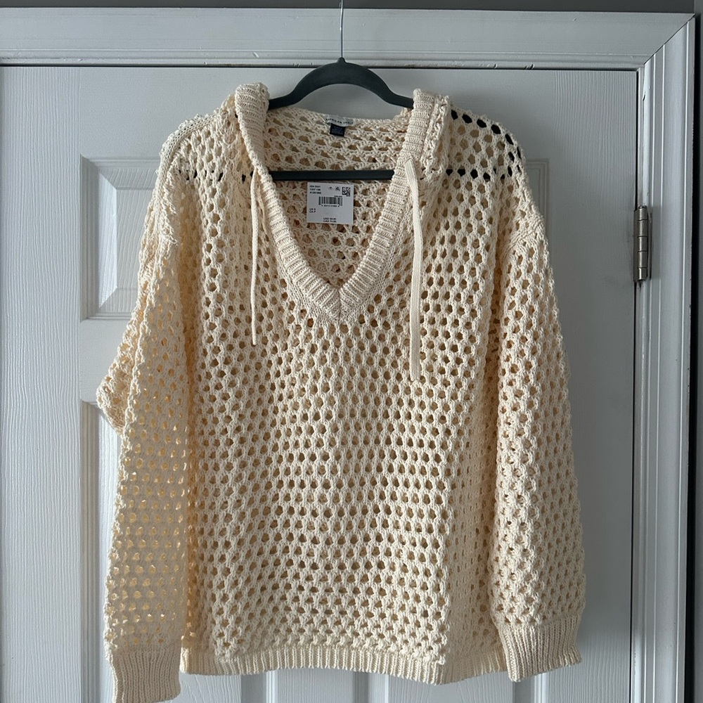 American Eagle Outfitters Cream V-Neck Sweater
